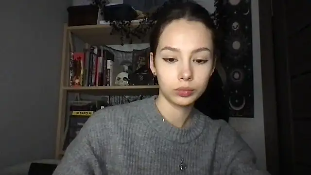 Snapshot of Yuna5343 chatting on March 2026 10:28:02 PM Yuna5343 online show from March 2026 10:28:02 PM