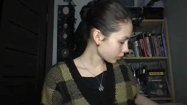 Snapshot of Yuna5343 chatting on March 2026 09:32:02 PM Yuna5343 online show from March 2026 09:32:02 PM