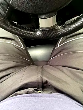 Snapshot of maxvergo chatting on October 2025 08:17:01 PM maxvergo online show from October 2025 08:17:01 PM