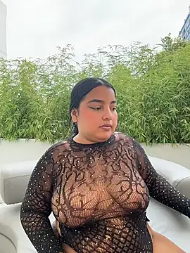 Chloe jackson25 online show from July 2026 07:43:01 PM