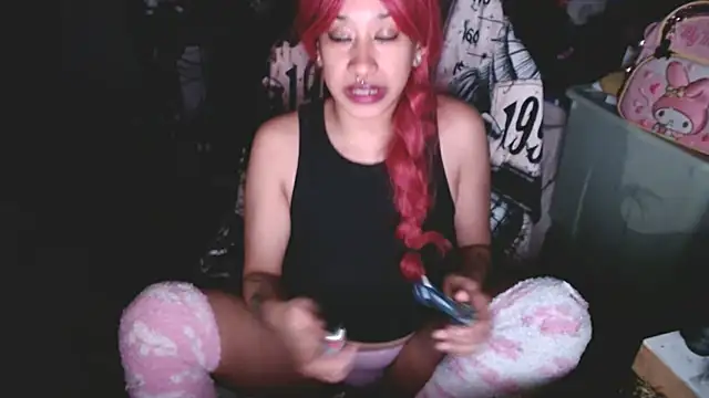 cloudpuffs online show from January 2026 05:01:02 AM