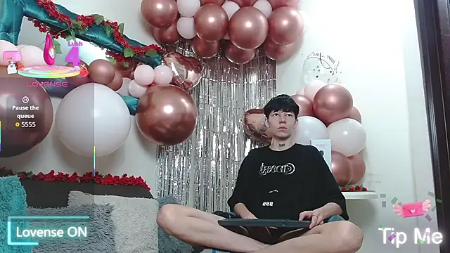 LiamBrown09 online show from February 2026 07:10:01 PM