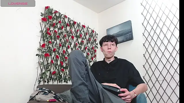 LiamBrown09 online show from May 2026 07:22:02 PM
