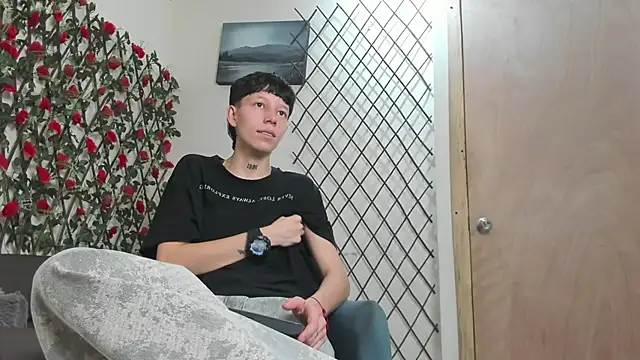 LiamBrown09 online show from June 2026 07:34:01 PM