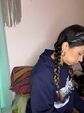 Snapshot of jessens144 chatting on September 2025 05:57:01 PM jessens144 online show from September 2025 05:57:01 PM