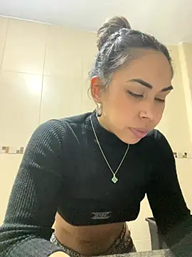 Snapshot of jessens144 chatting on September 2025 03:08:02 AM jessens144 online show from September 2025 03:08:02 AM