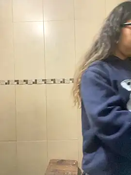 Snapshot of jessens144 chatting on September 2025 03:32:02 AM jessens144 online show from September 2025 03:32:02 AM