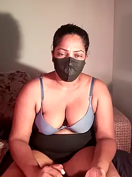 Snapshot of Kim_kardashia24 chatting on September 2025 06:17:01 AM Kim kardashia24 online show from September 2025 06:17:01 AM