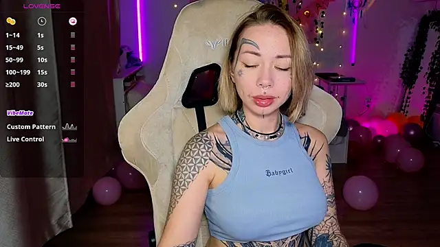 Snapshot of bunnykellyyy chatting on October 2025 07:03:02 PM bunnykellyyy online show from October 2025 07:03:02 PM