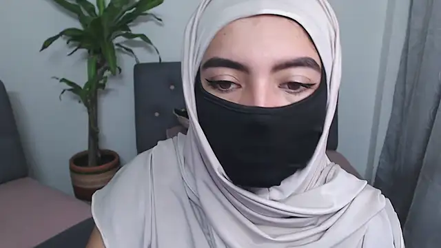 jade nassar online show from October 2025 07:44:01 PM