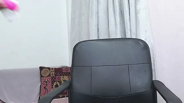 jade nassar online show from January 2026 01:44:01 AM