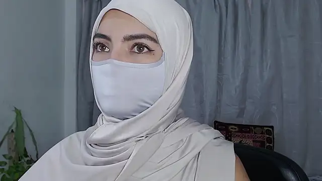jade nassar online show from May 2026 01:11:01 AM