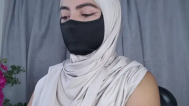 jade nassar online show from July 2026 08:05:01 PM