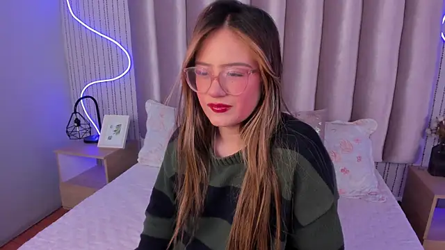 SamanthaPeachss online show from October 2025 12:03:02 PM