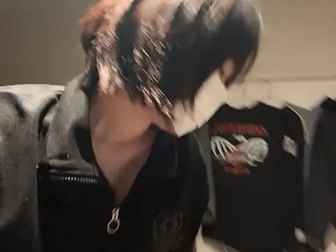 Snapshot of kabikabi_makaron chatting on November 2025 12:05:02 PM kabikabi makaron online show from November 2025 12:05:02 PM