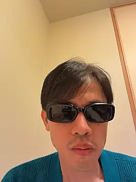 iiiviviii online show from November 2025 05:24:02 PM