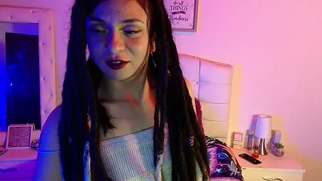 Snapshot of elapetitie chatting on September 2025 04:05:01 AM elapetitie online show from September 2025 04:05:01 AM