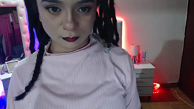 Snapshot of elapetitie chatting on November 2025 06:13:01 AM elapetitie online show from November 2025 06:13:01 AM