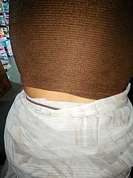 Snapshot of indianhotwife639 chatting on October 2025 05:16:02 AM indianhotwife639 online show from October 2025 05:16:02 AM