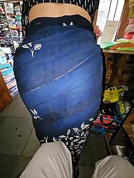 Snapshot of indianhotwife639 chatting on December 2025 05:04:02 AM indianhotwife639 online show from December 2025 05:04:02 AM