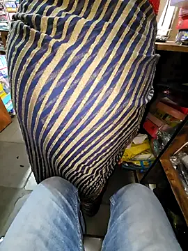 Snapshot of indianhotwife639 chatting on December 2025 04:52:01 AM indianhotwife639 online show from December 2025 04:52:01 AM