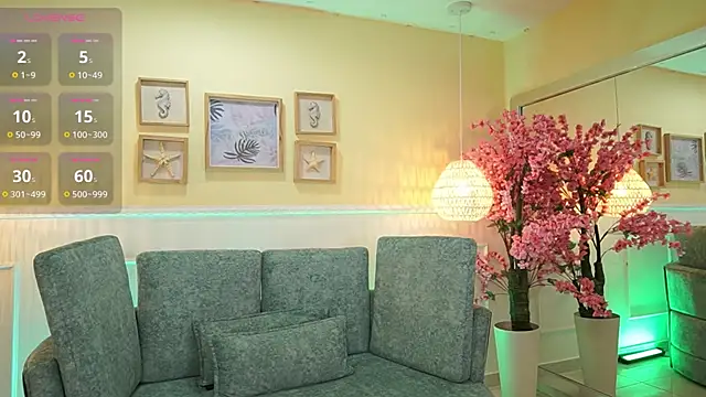 Snapshot of LoonaNyx chatting on September 2025 11:43:02 AM LoonaNyx online show from September 2025 11:43:02 AM