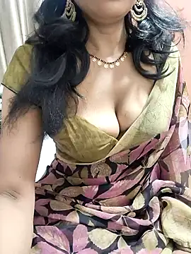 Snapshot of Shalu_G chatting on February 2026 02:28:01 PM Shalu G online show from February 2026 02:28:01 PM
