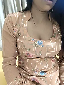 Snapshot of Shalu_G chatting on March 2026 12:43:02 PM Shalu G online show from March 2026 12:43:02 PM