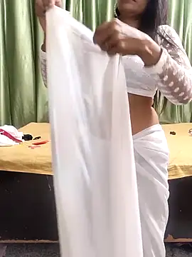 Snapshot of Shalu_G chatting on May 2026 04:26:02 PM Shalu G online show from May 2026 04:26:02 PM