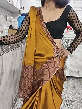 Snapshot of Shalu_G chatting on May 2026 06:02:01 PM Shalu G online show from May 2026 06:02:01 PM