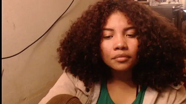 Snapshot of madelene chatting on March 2026 01:20:01 AM madelene online show from March 2026 01:20:01 AM