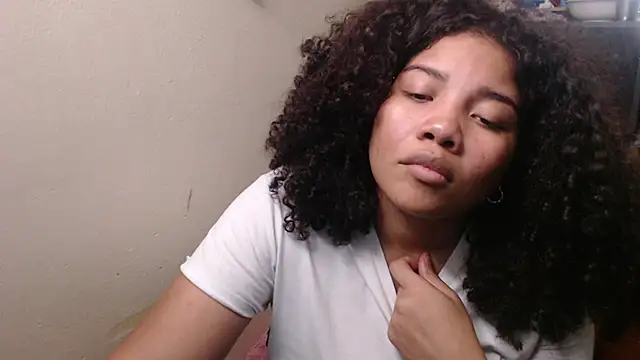 madelene online show from April 2026 02:46:02 AM
