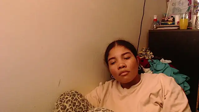 madelene online show from May 2026 02:07:02 AM