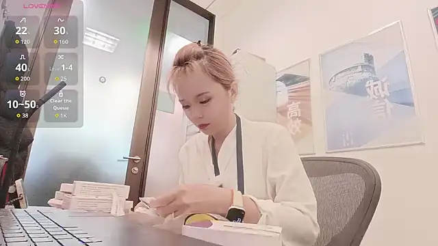 Snapshot of KKMM168 chatting on February 2026 02:11:01 AM KKMM168 online show from February 2026 02:11:01 AM