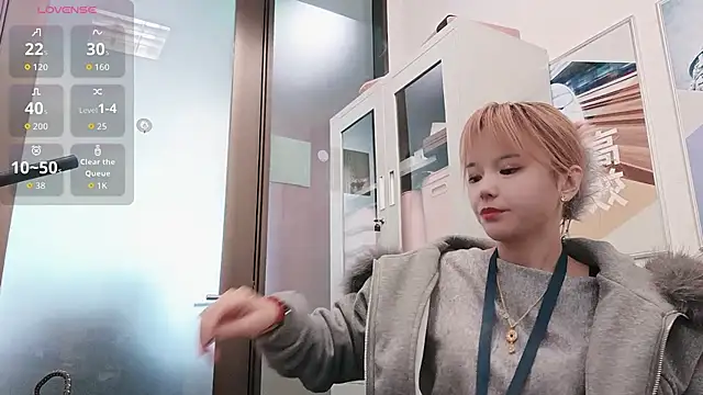 Snapshot of KKMM168 chatting on March 2026 05:00:02 AM KKMM168 online show from March 2026 05:00:02 AM