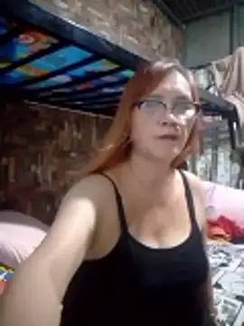 SexyHottMom online show from April 2026 11:09:01 AM