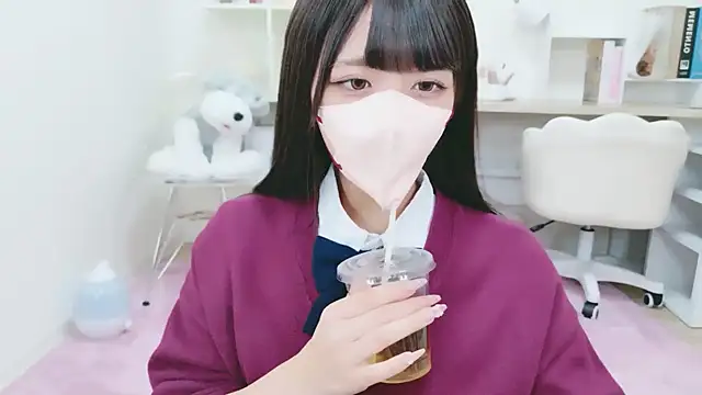 Snapshot of Reina_Fcup chatting on November 2025 01:33:02 PM Reina Fcup online show from November 2025 01:33:02 PM