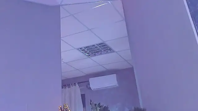 Snapshot of NikkiBustt chatting on February 2026 06:48:01 PM NikkiBustt online show from February 2026 06:48:01 PM