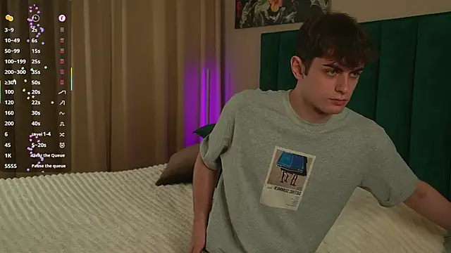 Snapshot of fordenisk chatting on September 2025 12:38:02 PM fordenisk online show from September 2025 12:38:02 PM