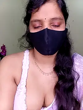 Rose-luckey online show from April 2026 09:08:01 PM