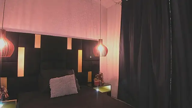 Lucio  Fox online show from February 2026 12:15:02 PM