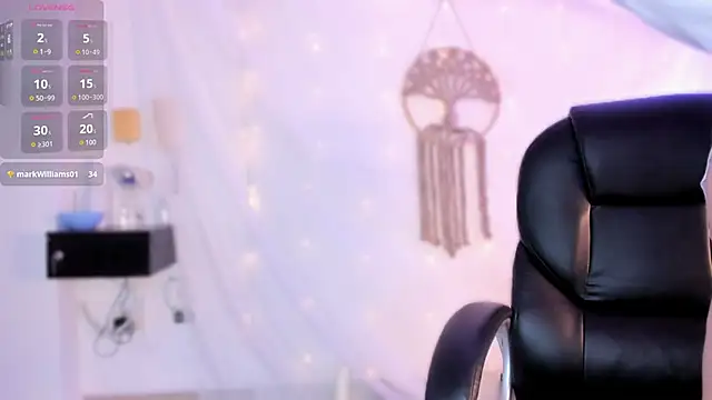 Snapshot of salma_isawwii chatting on November 2025 03:47:01 PM salma isawwii online show from November 2025 03:47:01 PM