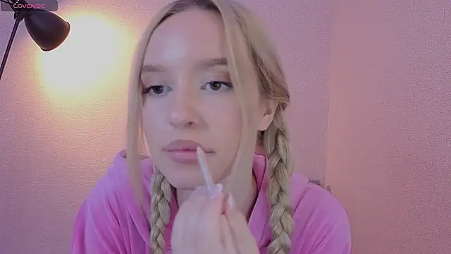 PickmeBabby online show from October 2025 08:44:01 PM