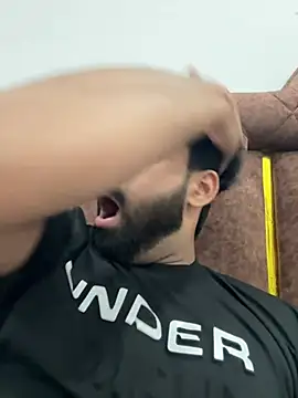 hottestboy03 online show from April 2026 10:00:01 AM