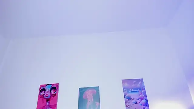 Snapshot of tyra_bankss_ chatting on October 2025 03:09:01 AM tyra bankss online show from October 2025 03:09:01 AM