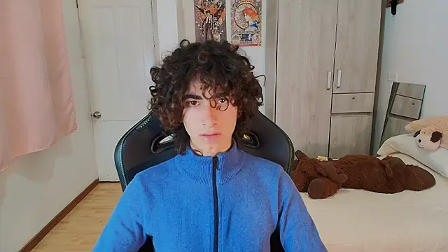 Nude Boy18 online show from March 2026 07:55:02 AM