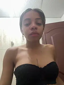 yumi hanna online show from March 2026 04:40:01 AM