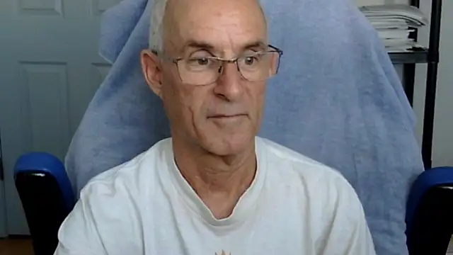 funone1999 online show from October 2025 09:22:01 PM