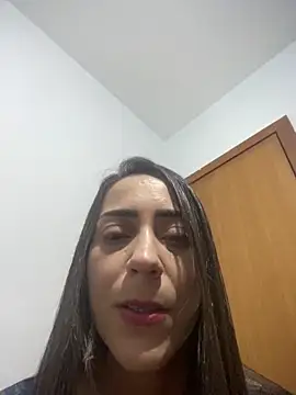 lucioliveira online show from December 2025 05:42:01 PM