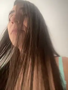 lucioliveira online show from February 2026 05:06:02 PM